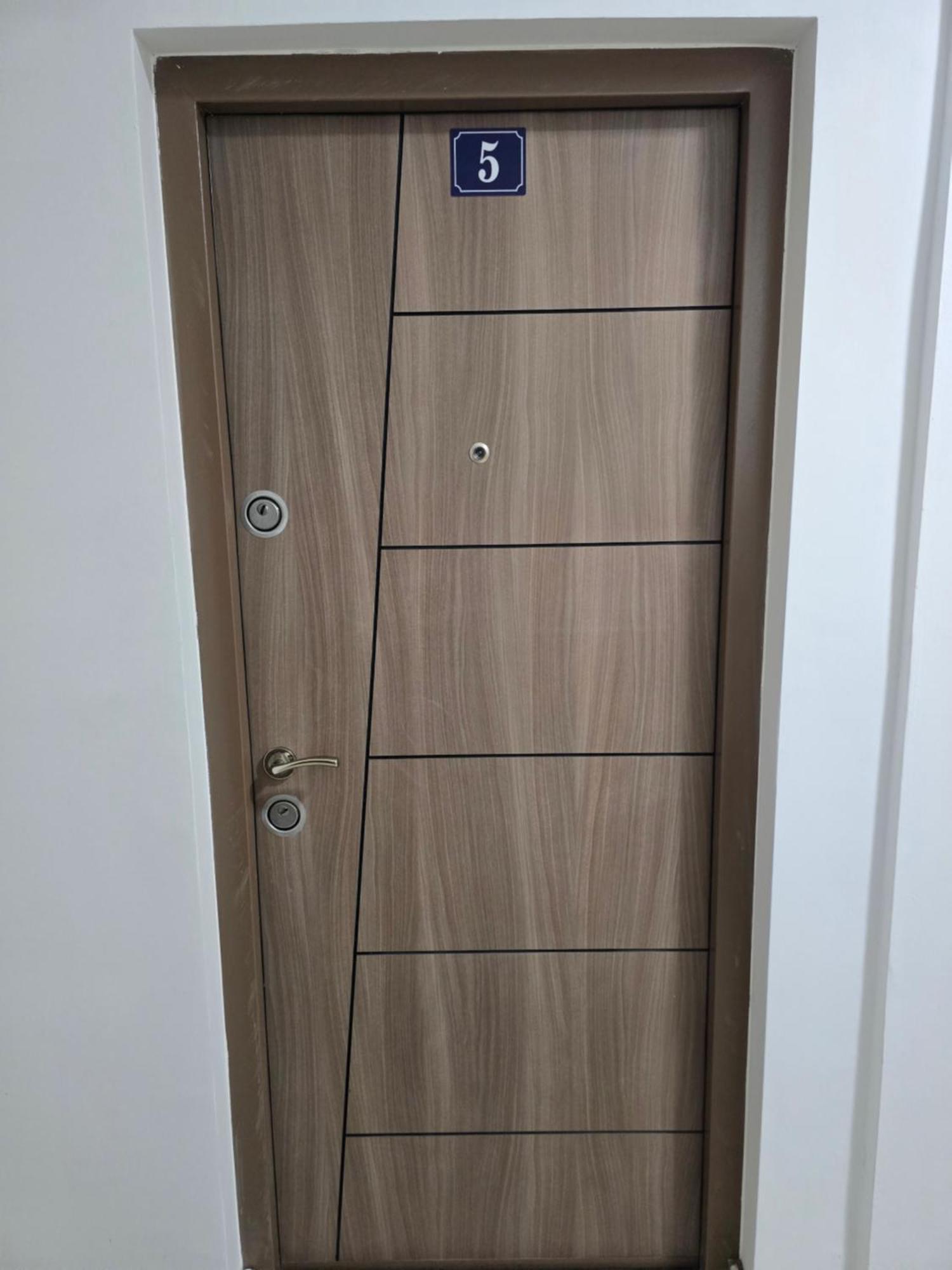Apartman Tolosi ポドゴリツァ エクステリア 写真